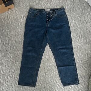 Everlane 90s cheeky Jean in deep Atlantic